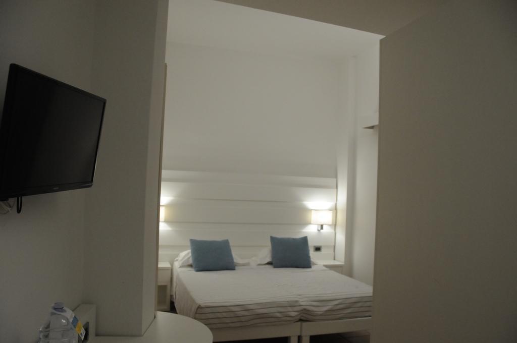 Sunshine Club Hotel Centro Benessere リカーディ エクステリア 写真